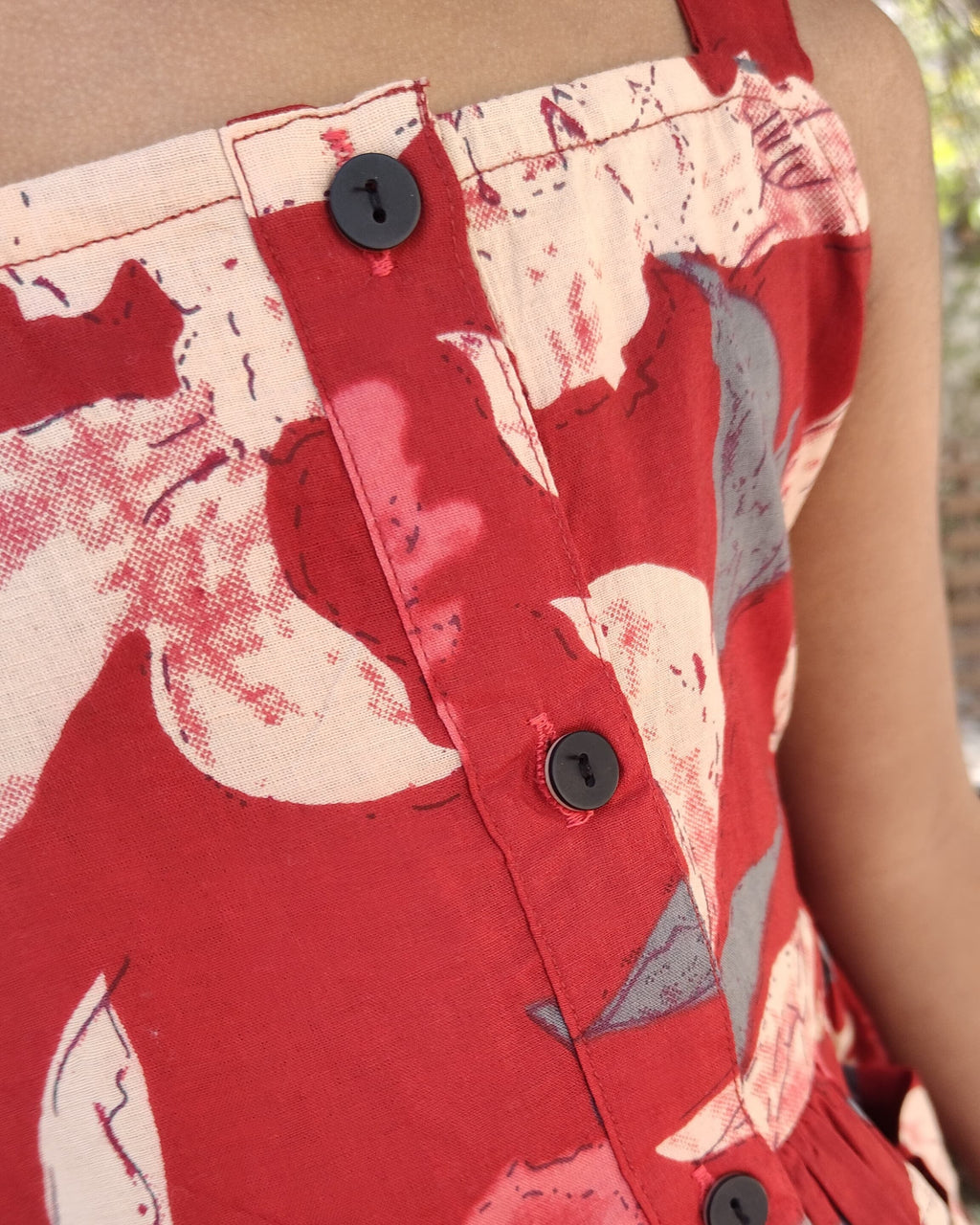 Shop Cotton Frocks for Girls - Sleeveless Summer Dress | Aruvo